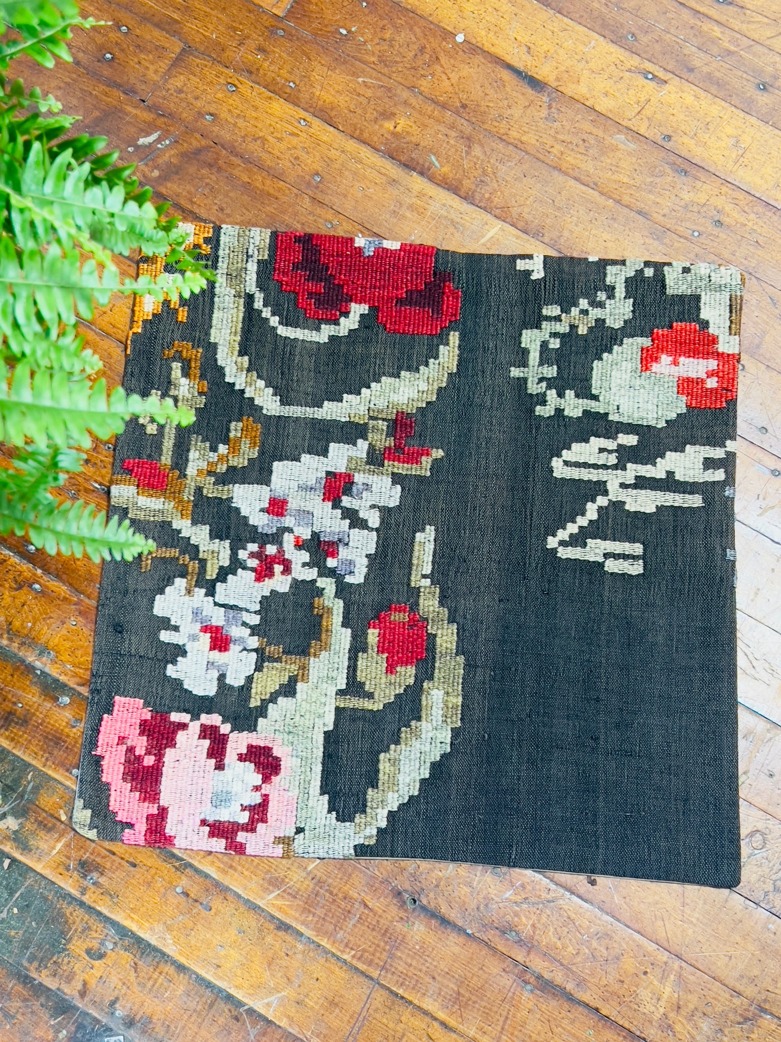 Noisette Pillow Cover