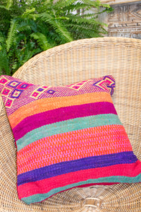 Desert Bloom Frazada Pillow Cover