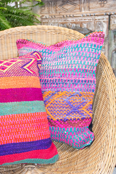 Desert Bloom Frazada Pillow Cover